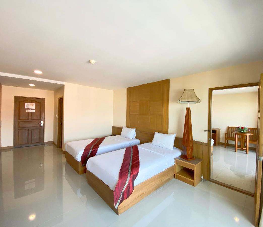 Metro Point Bangkok Otel Dış mekan fotoğraf
