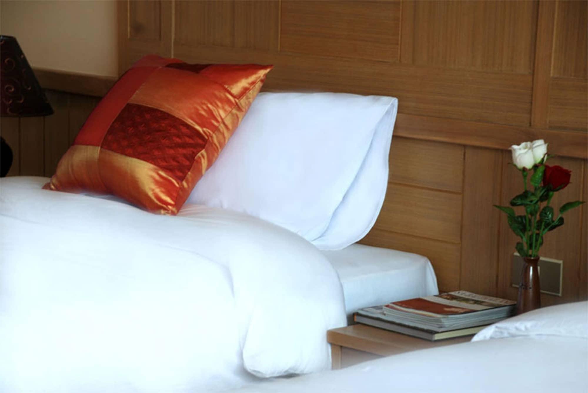 Metro Point Bangkok Otel Dış mekan fotoğraf