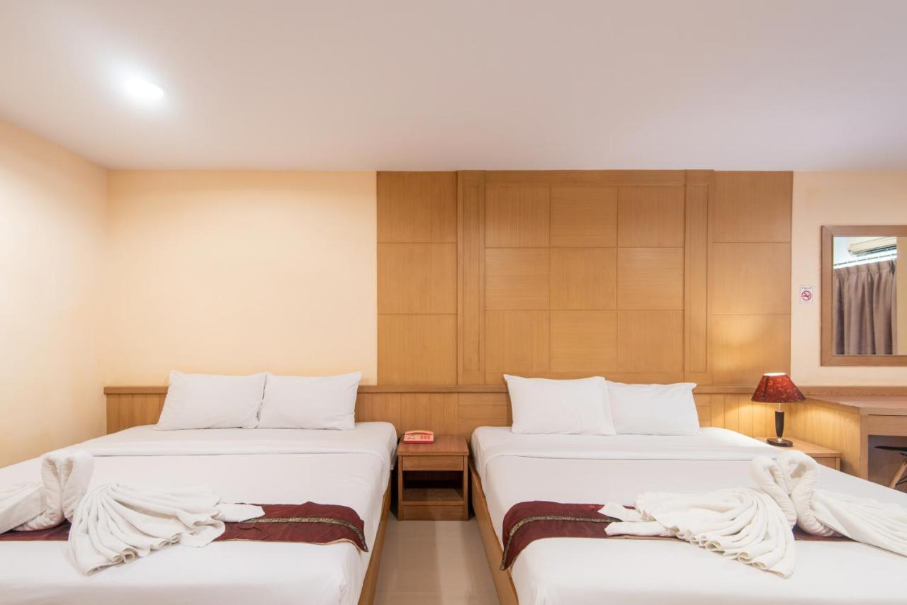 Metro Point Bangkok Otel Dış mekan fotoğraf