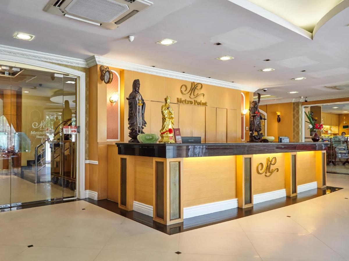 Metro Point Bangkok Otel Dış mekan fotoğraf