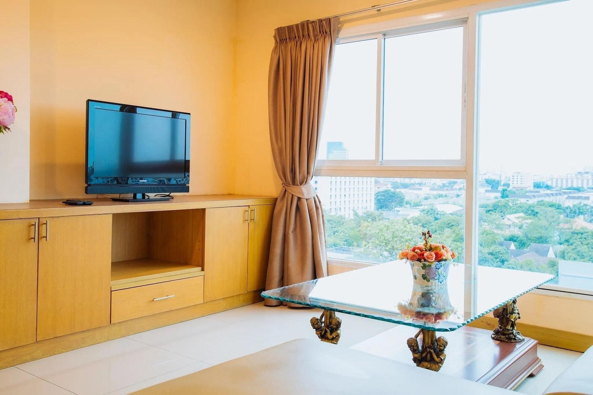Metro Point Bangkok Otel Dış mekan fotoğraf