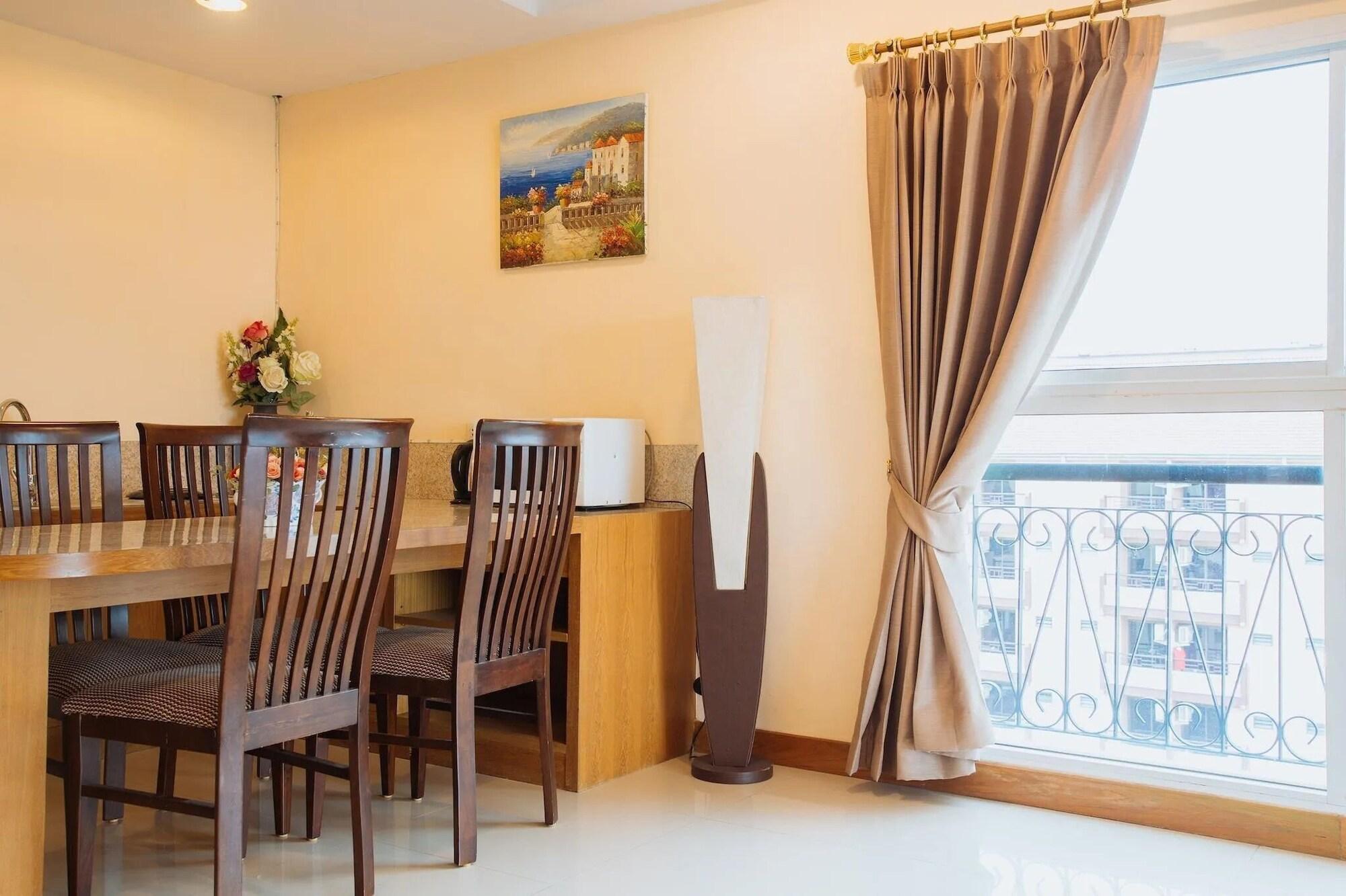 Metro Point Bangkok Otel Dış mekan fotoğraf