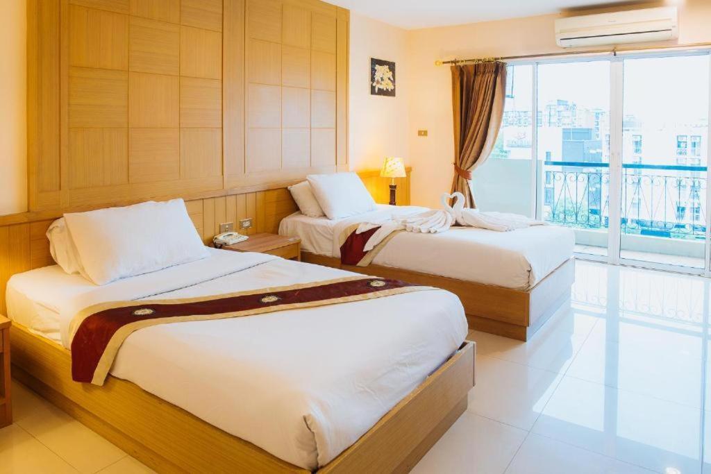 Metro Point Bangkok Otel Dış mekan fotoğraf